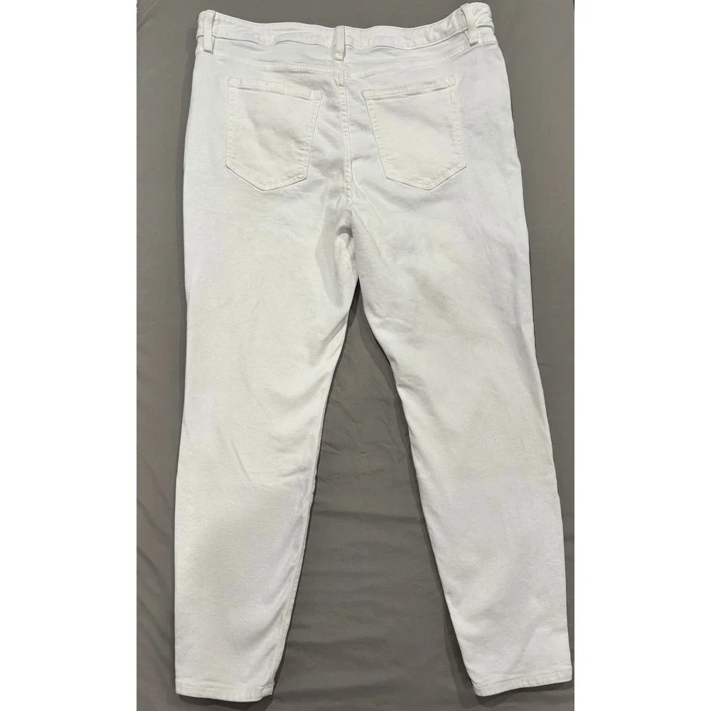 Lane Bryant Womens White Jeans Mid Rise Skinny Size 20 Flex Magic Waistband - Picture 6 of 9